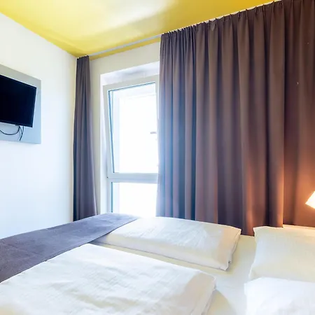 Stuttgart-zuffenhausen Hotell 3*